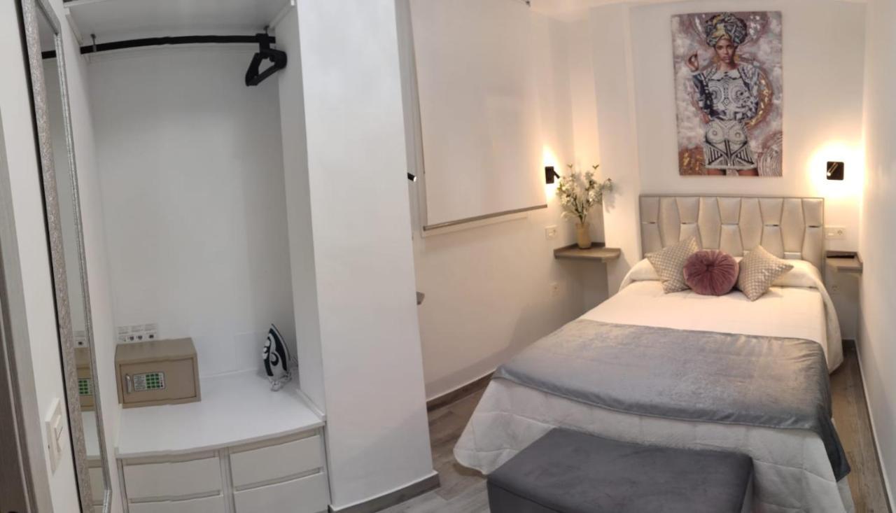 Apartamentos Sol Y Luna Conil Кониль-де-ла-Фронтера Экстерьер фото